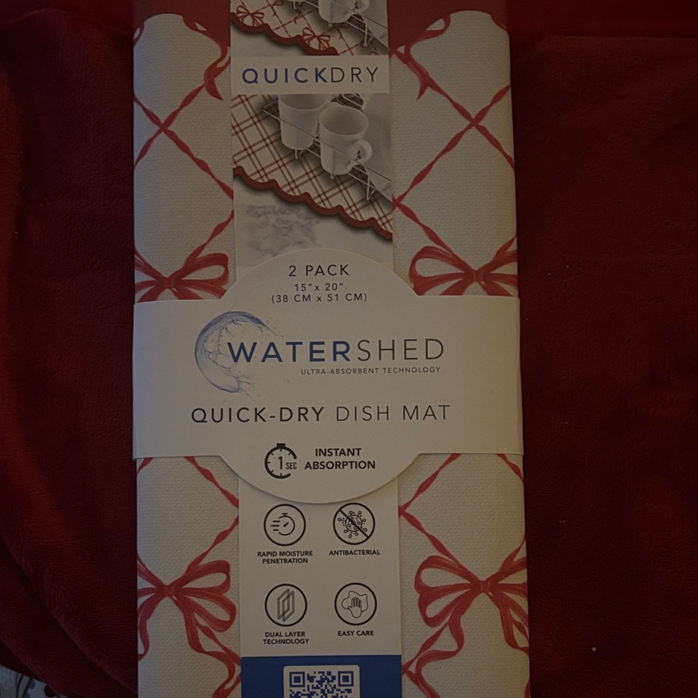 2 pack Watershed Quick-Dry Dish Mat with Red Bow Pattern